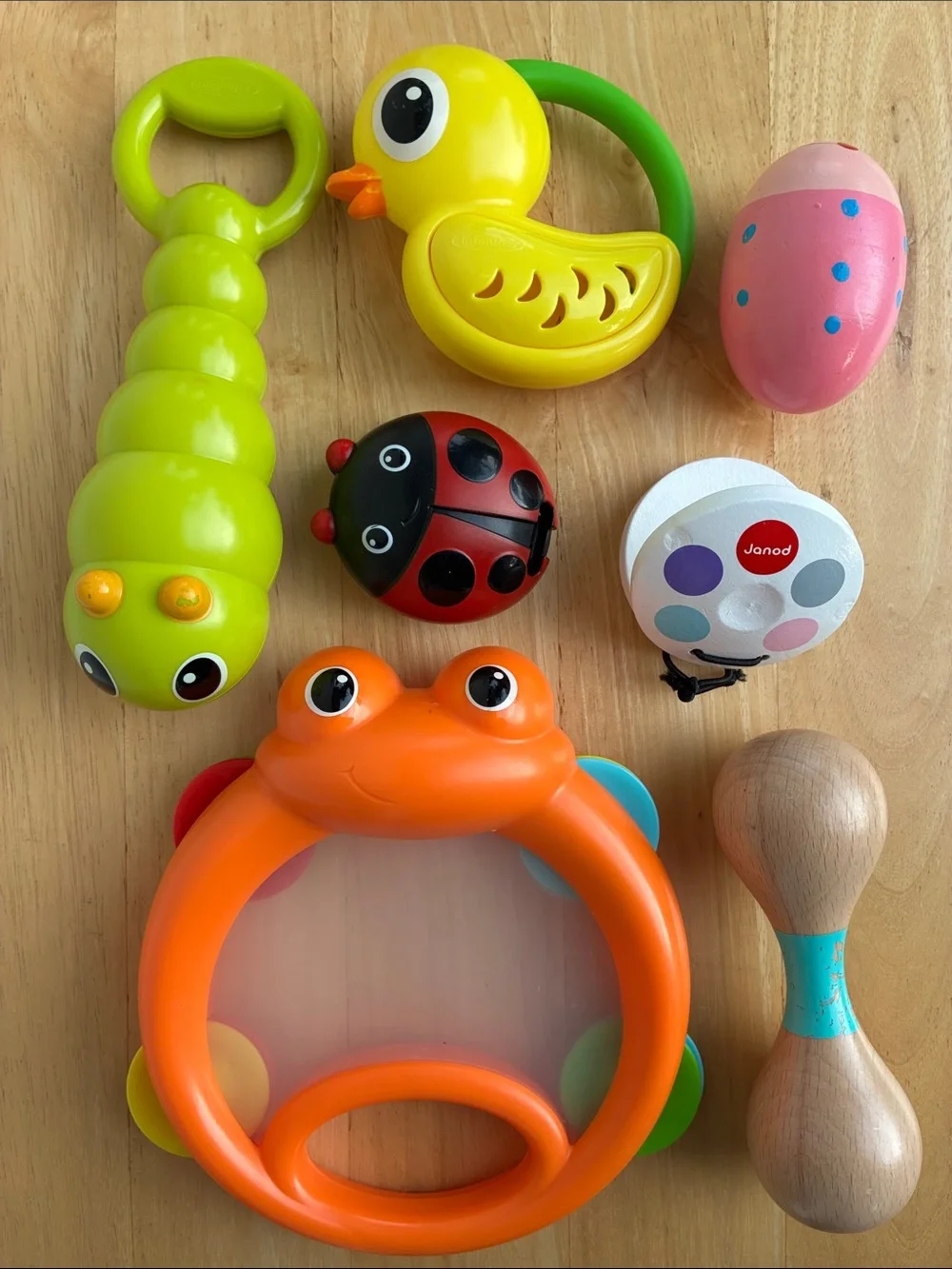 Musical shake, rattle and click set of 7. Wood and plastic. Toddlers & preschool